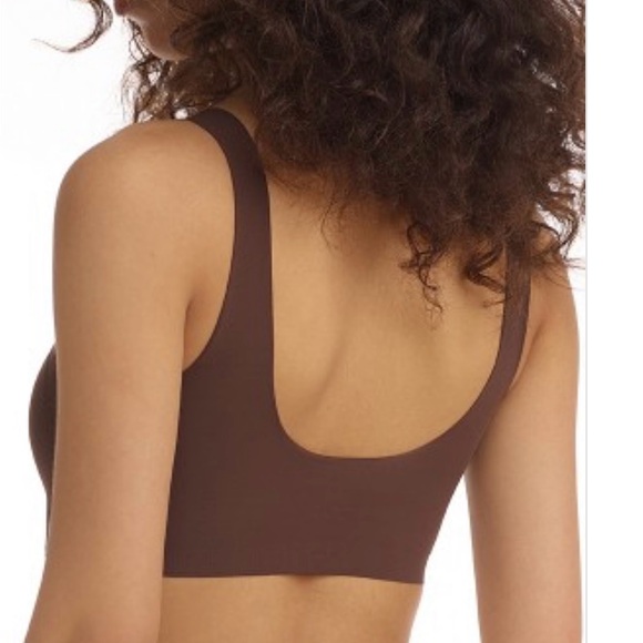 Commando Classic Comfy Scoop Neck Stretch Bra - Picture 2 of 10